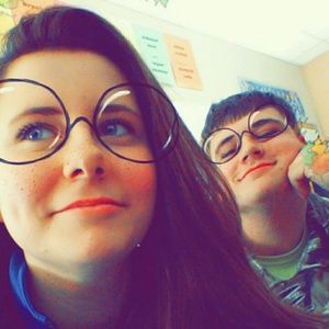 Meet your Posher, Brooke